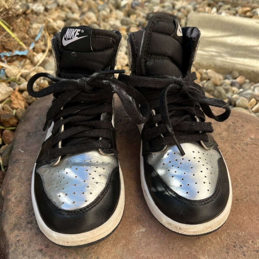 Nike Air Jordon 1 Kids Black and Silver High-Top Sneakers